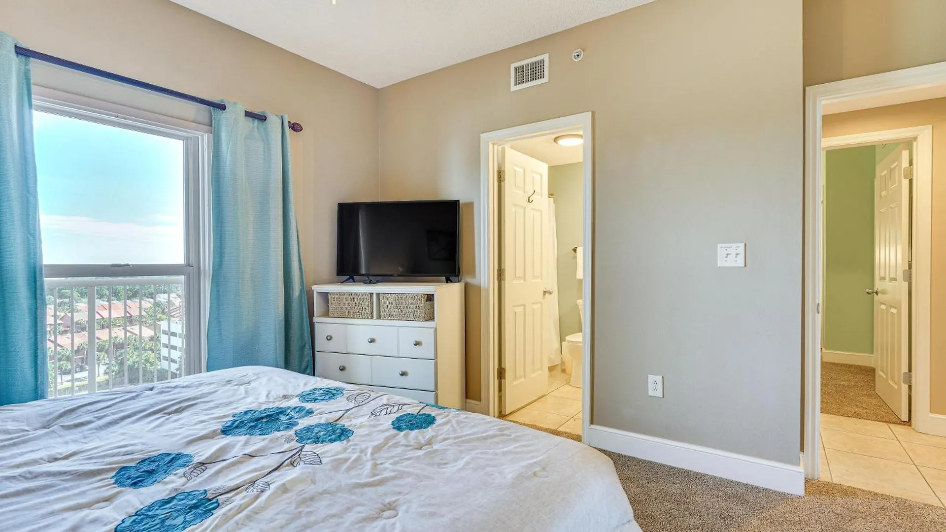 Beachfront Panama City Beach Condo With Outdoor Pool 0*,