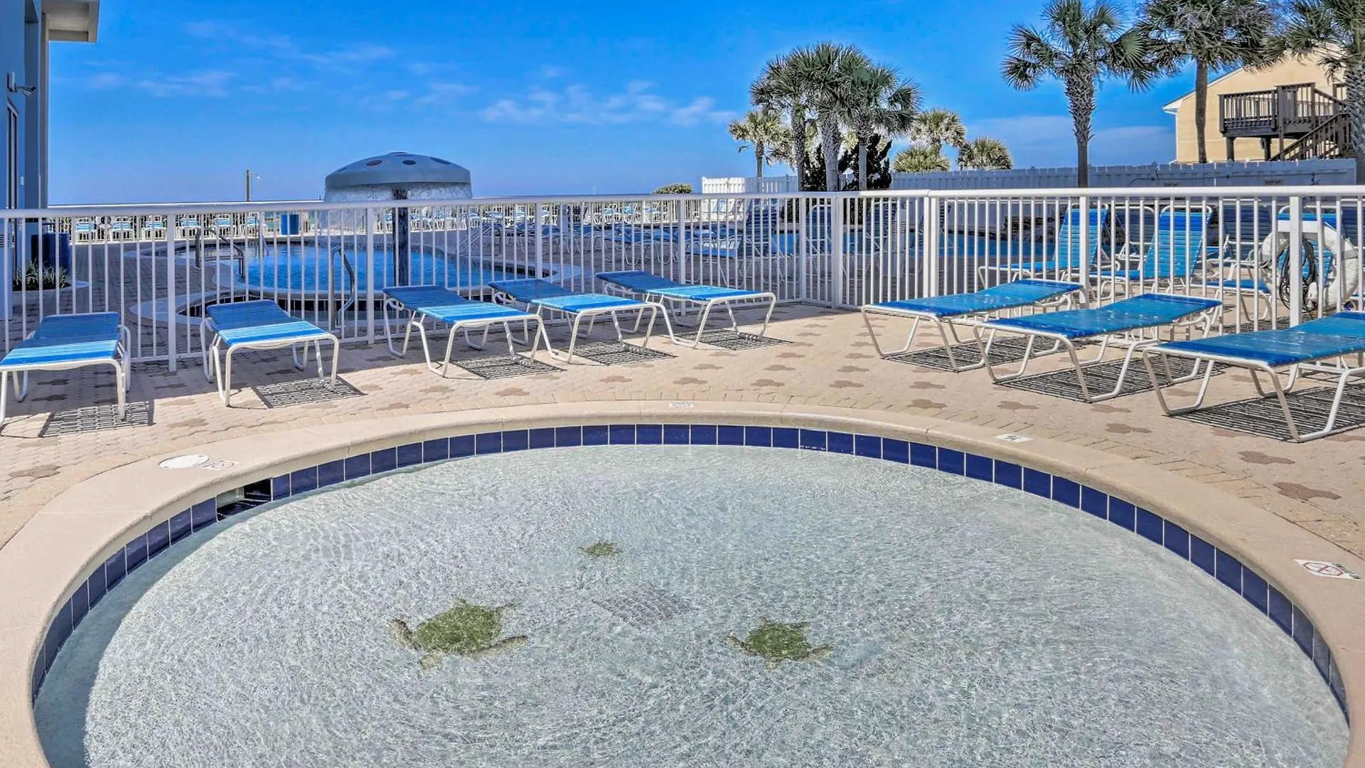 Beachfront Panama City Beach Condo With Outdoor Pool 0*,